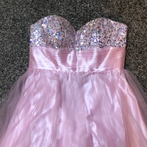 Pink prom dress - Picture 2 of 6